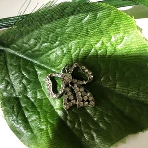Bow Charm